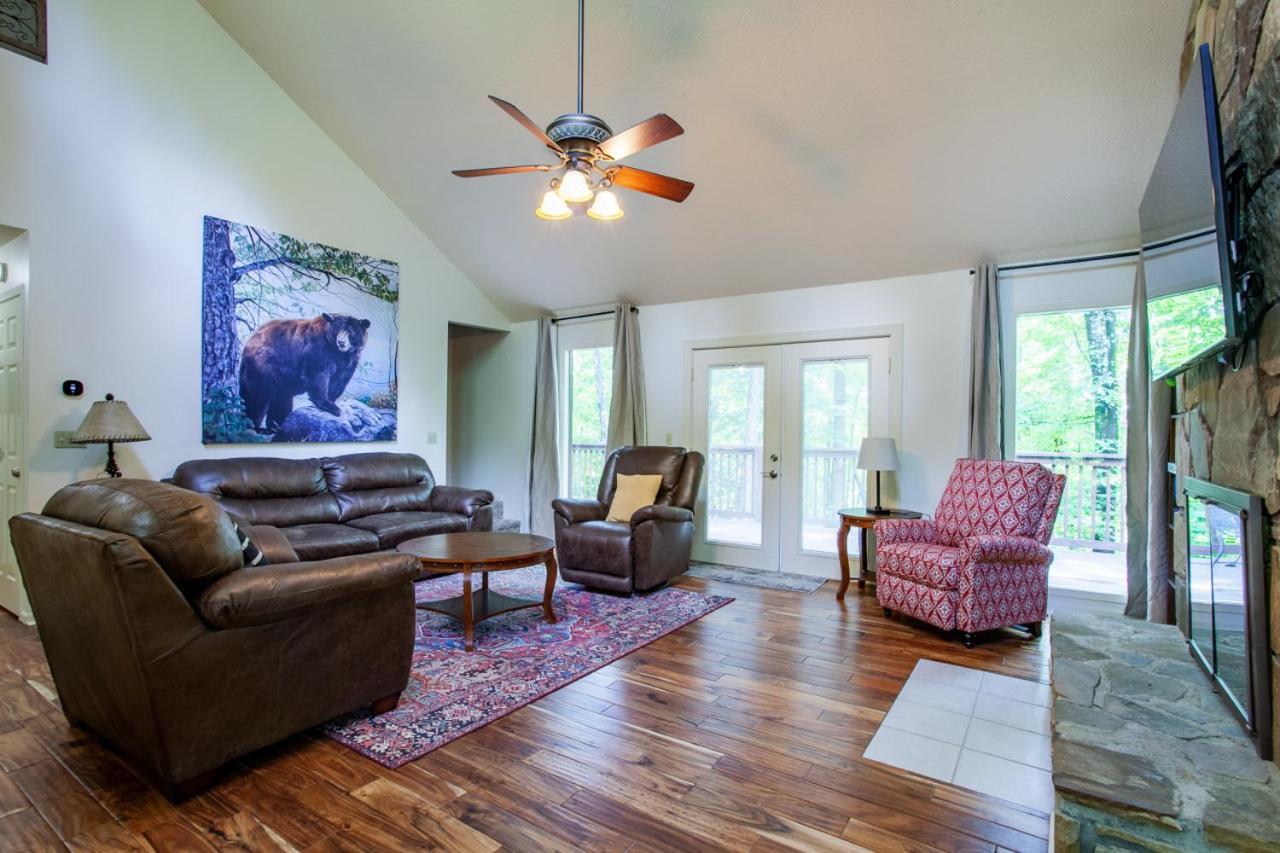 Little Cub Cottage - Mtn Views & Community Pools Gatlinburg Exterior photo